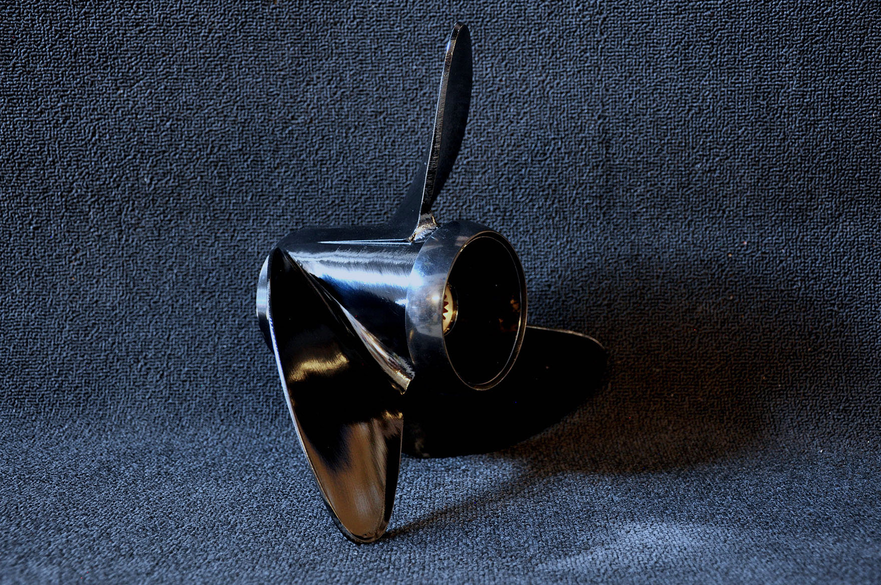 EVINRUDE JOHNSON 14 X 17 - 2
