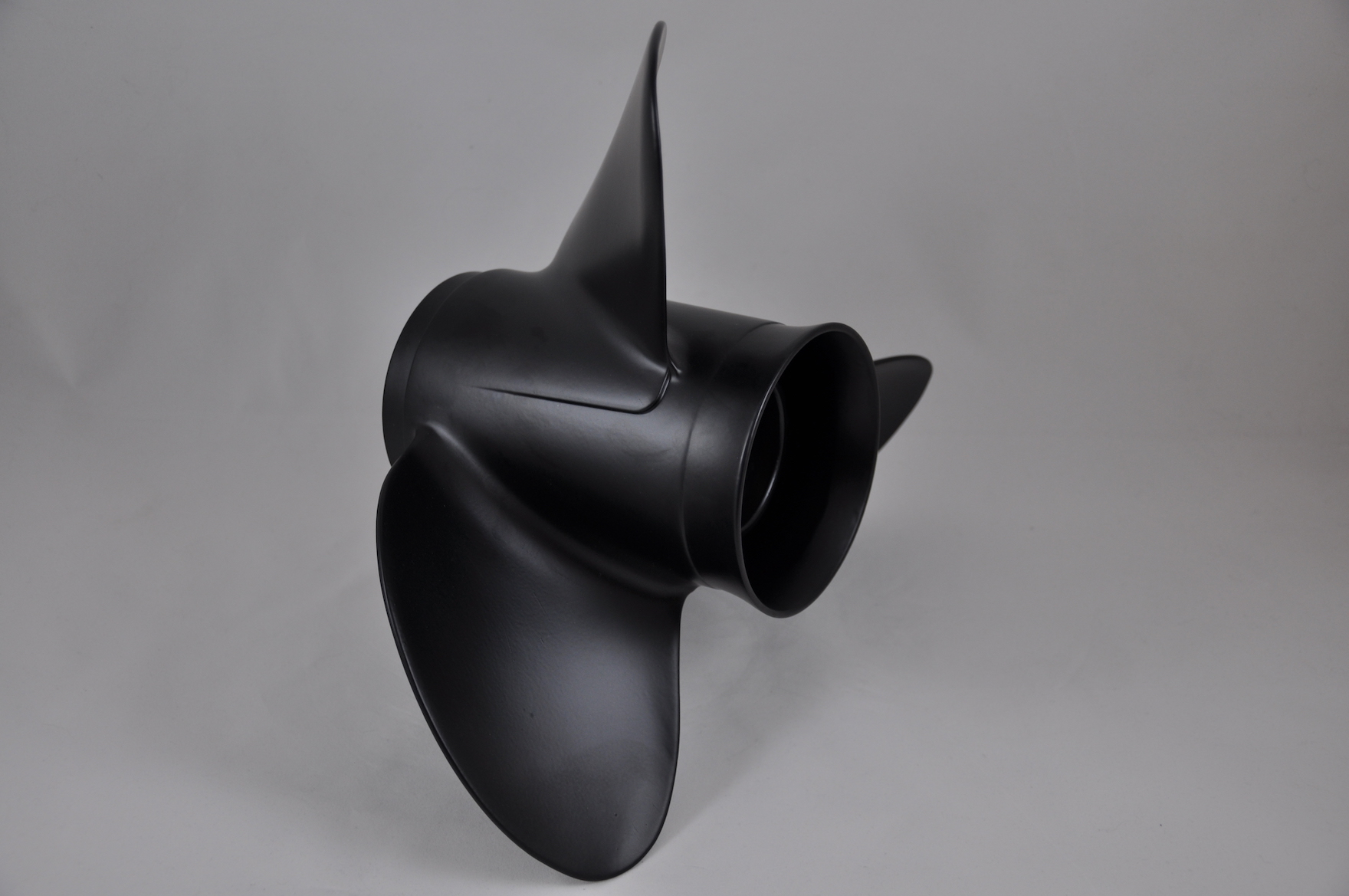 EVINRUDE JOHNSON 12.5 X 23 - 2