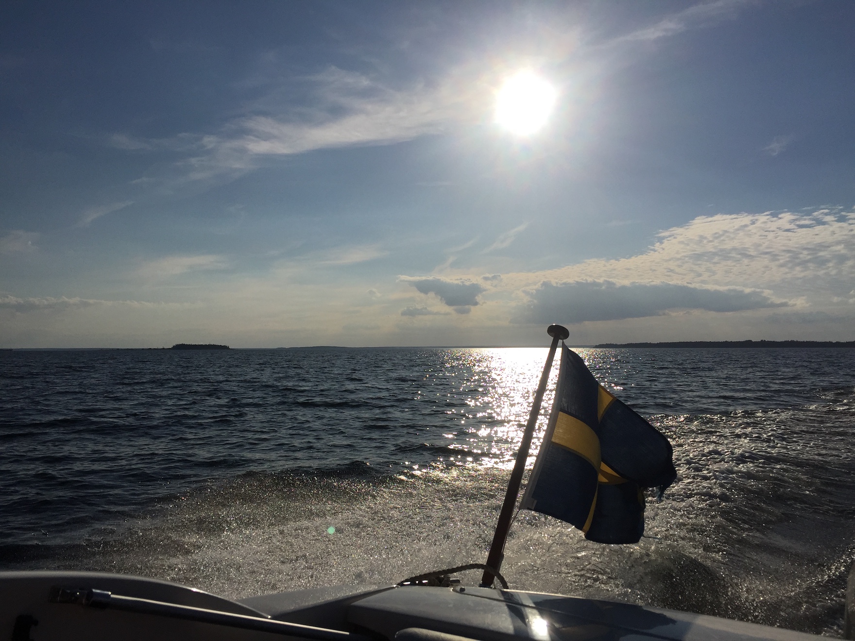 HALUATKO NOUTAA TILAUKSESI GÄVLEN FLIKÄRSVARVETISTA?  VALITSE "Nouto myymälästä" KASSALLÄ, NIIN OTA YHTEYTTÄ, KUN TILAUKSESI ON NOUDETTAVA!