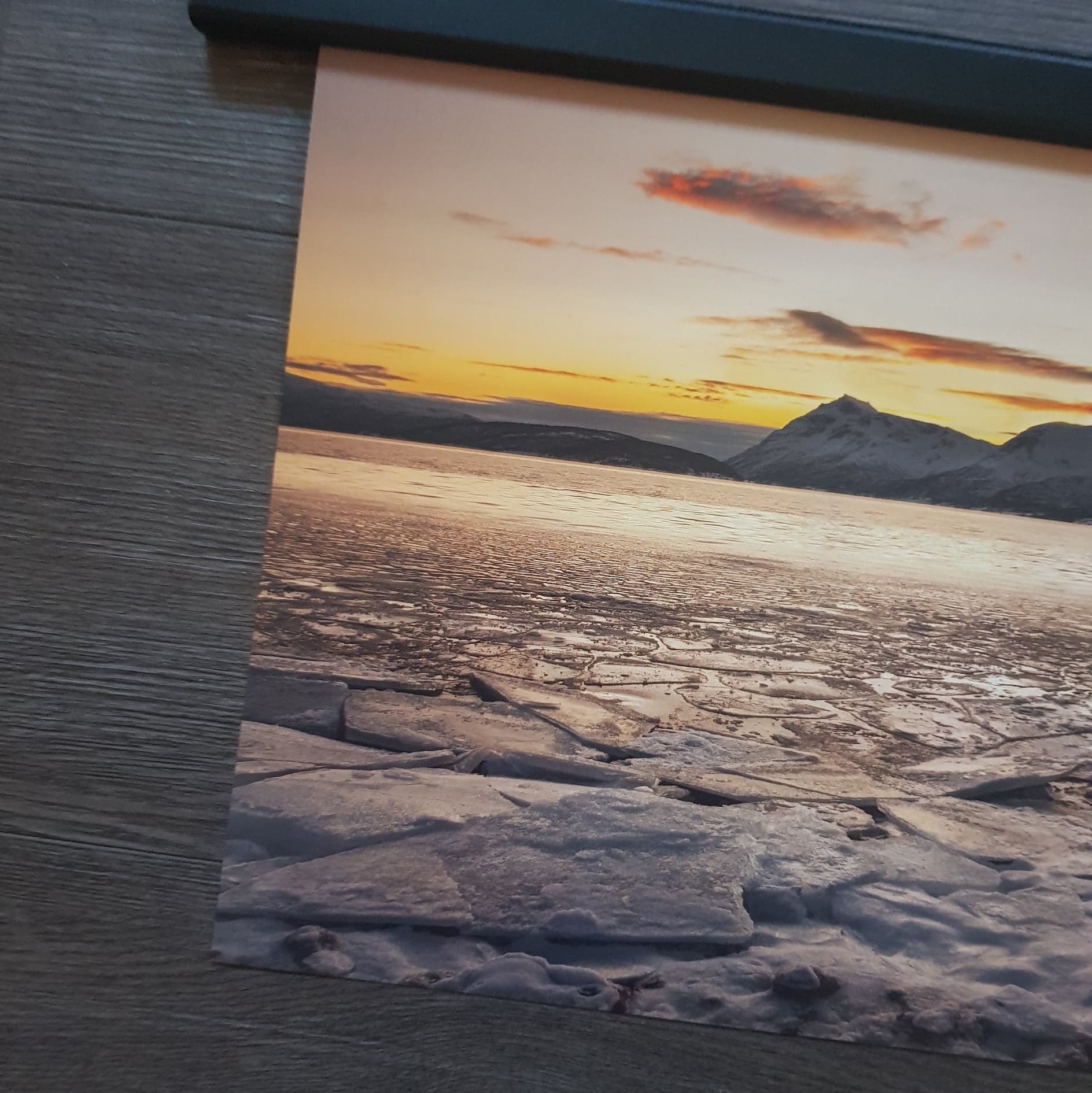 Islagt fjord på Mortenhals