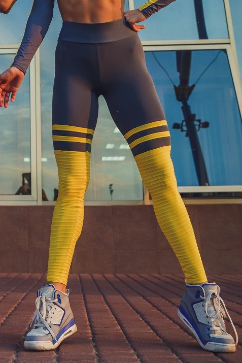 RAW By Adriana Kuhl High Sox Leggings Grey/Yellow - 4