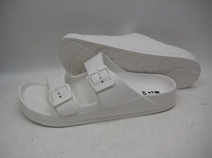Slipper Tofflor Sandal