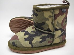 Varm fodrad känga boots i äkta fårskinn  AXELDA sheepskin