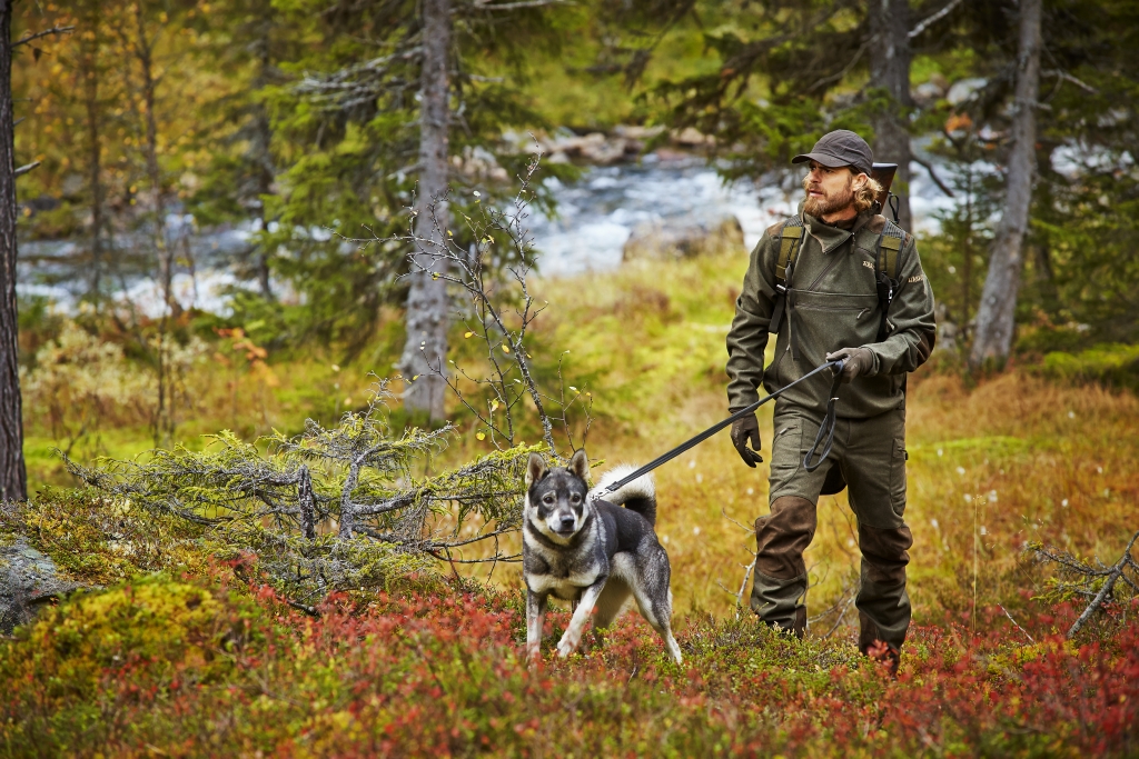 Allt för jakt med hund Hunpejl, skyddsvästar & tillbehör 