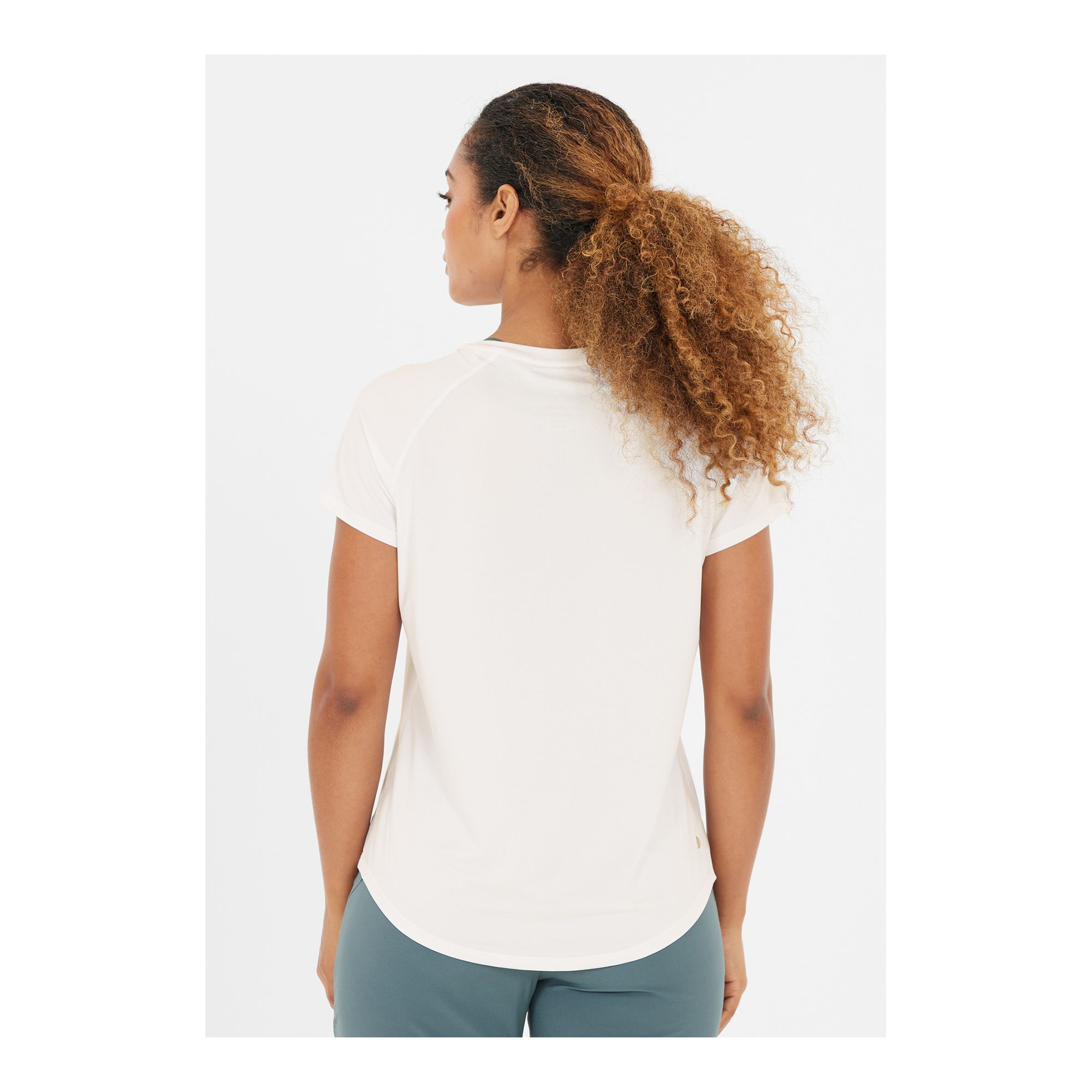 Athlecia Gaina V2 W S/S Tee Tränings-t-shirt - 7