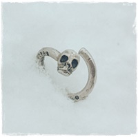 Cool döskalle ring