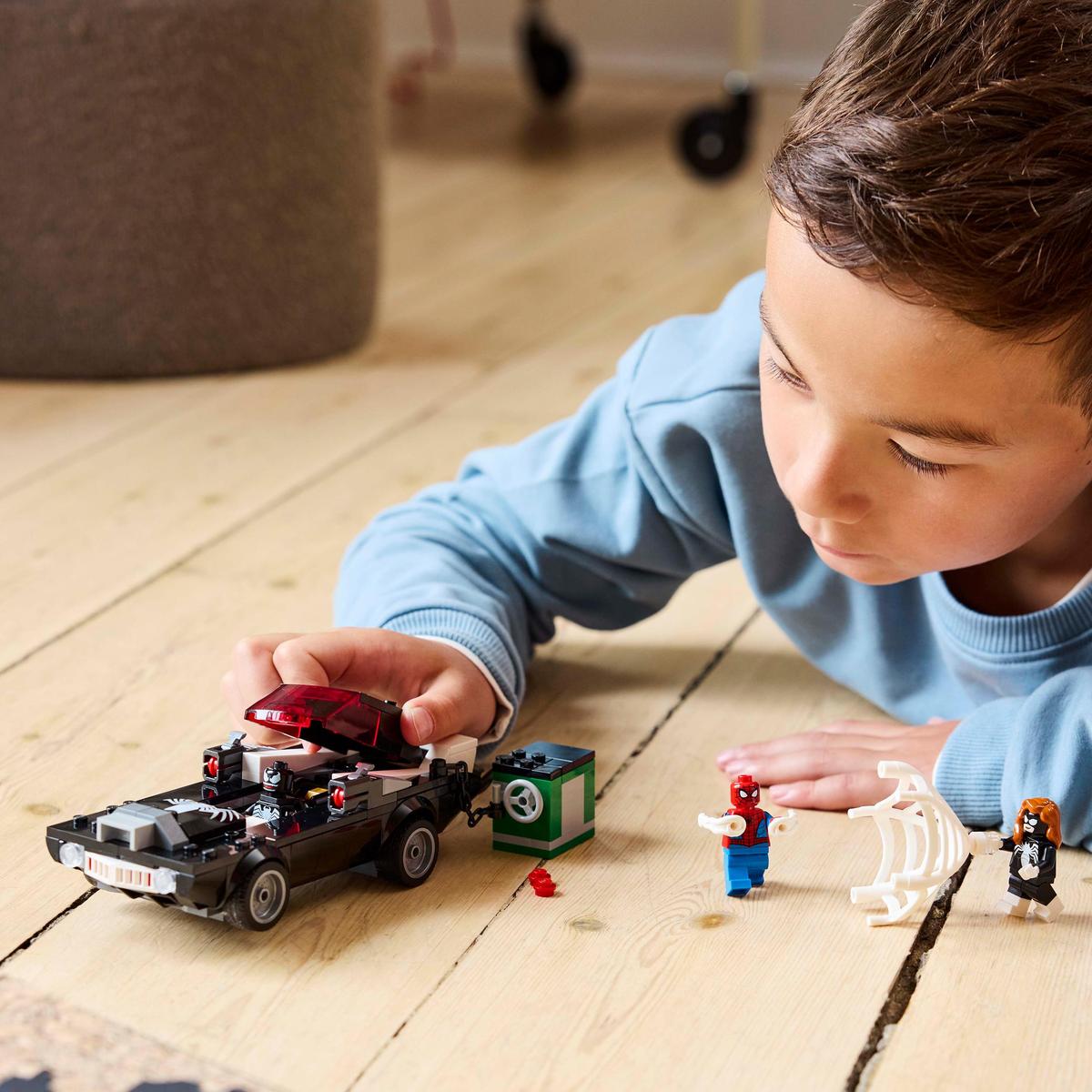 Spider-Man mot Venoms Muskelbil - 76309 - 3