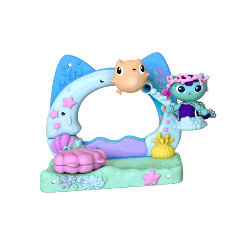 Gabby's Movie Balcony - Swing & Swim