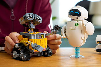 WALL-E and EVE - 43279
