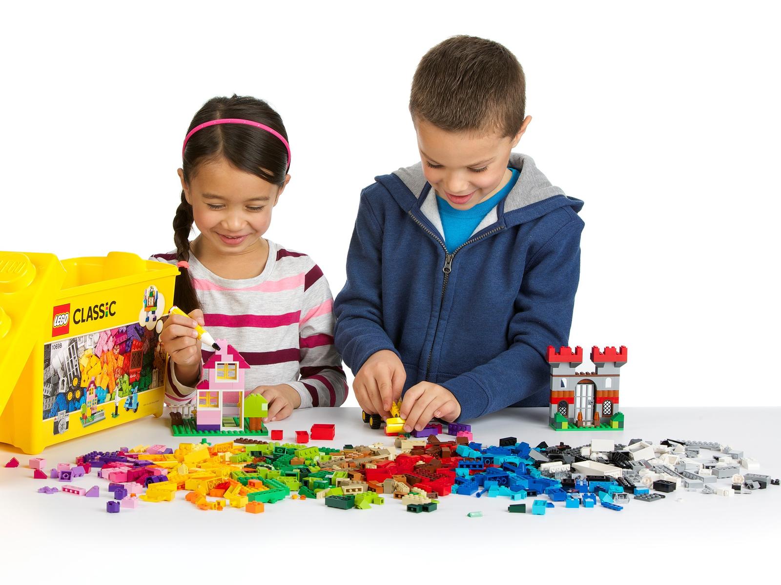 Lego Fantasiklosslåda Stor - 10698 - 2