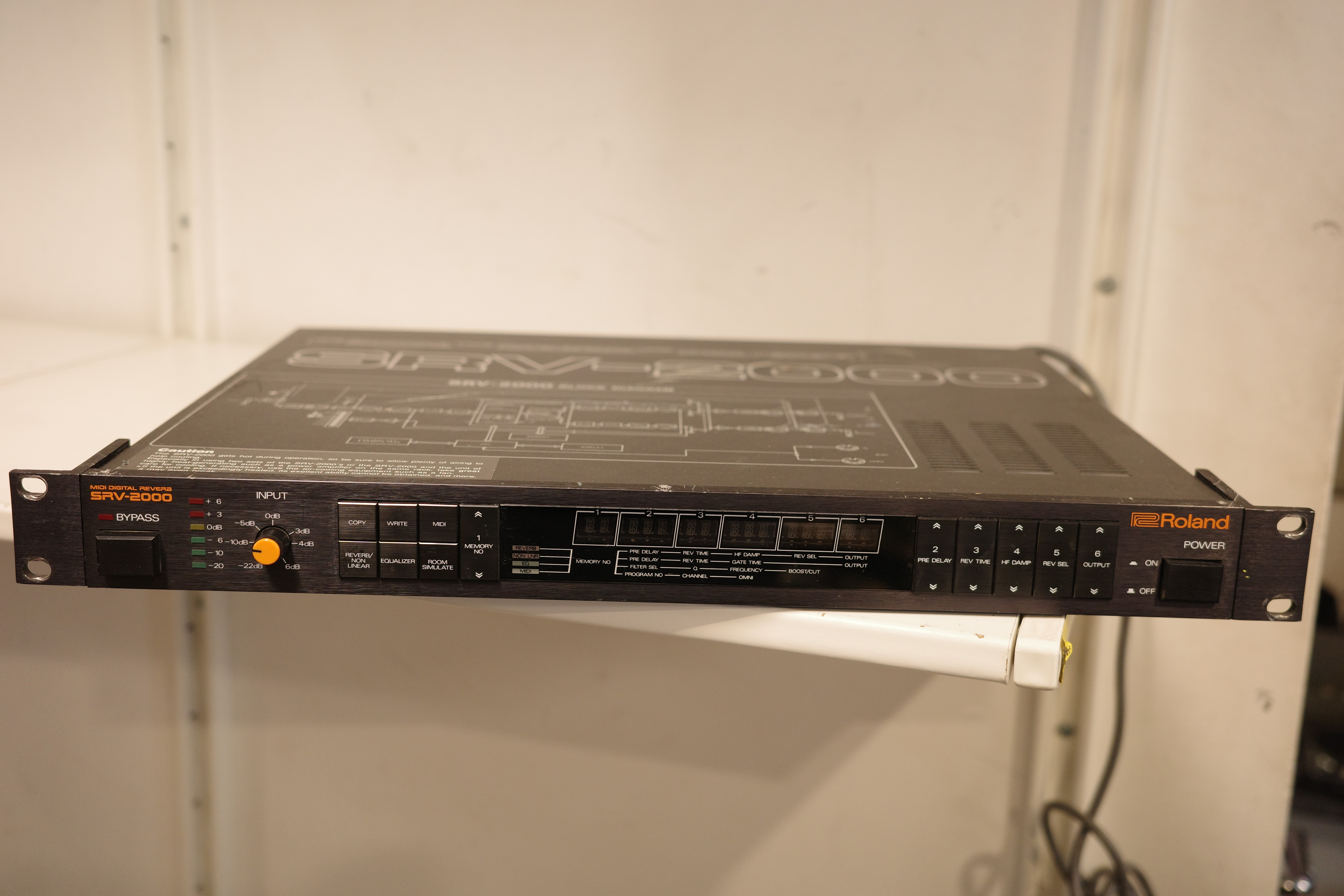 【完動品】Roland ローランド デジタルリバーブ SRV-2000 Roland SRV-2000 Reverb | Instant vintage mojo - YouTube