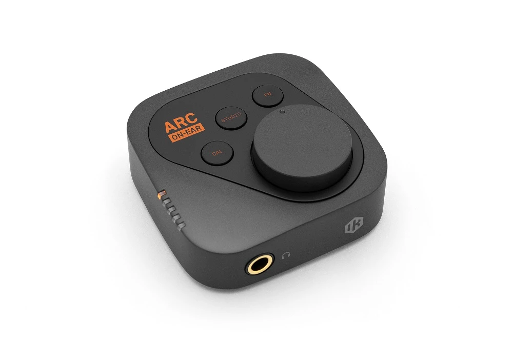 IK Multimedia ARC ON EAR - 3