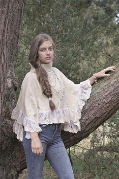 Poncho Warm senses