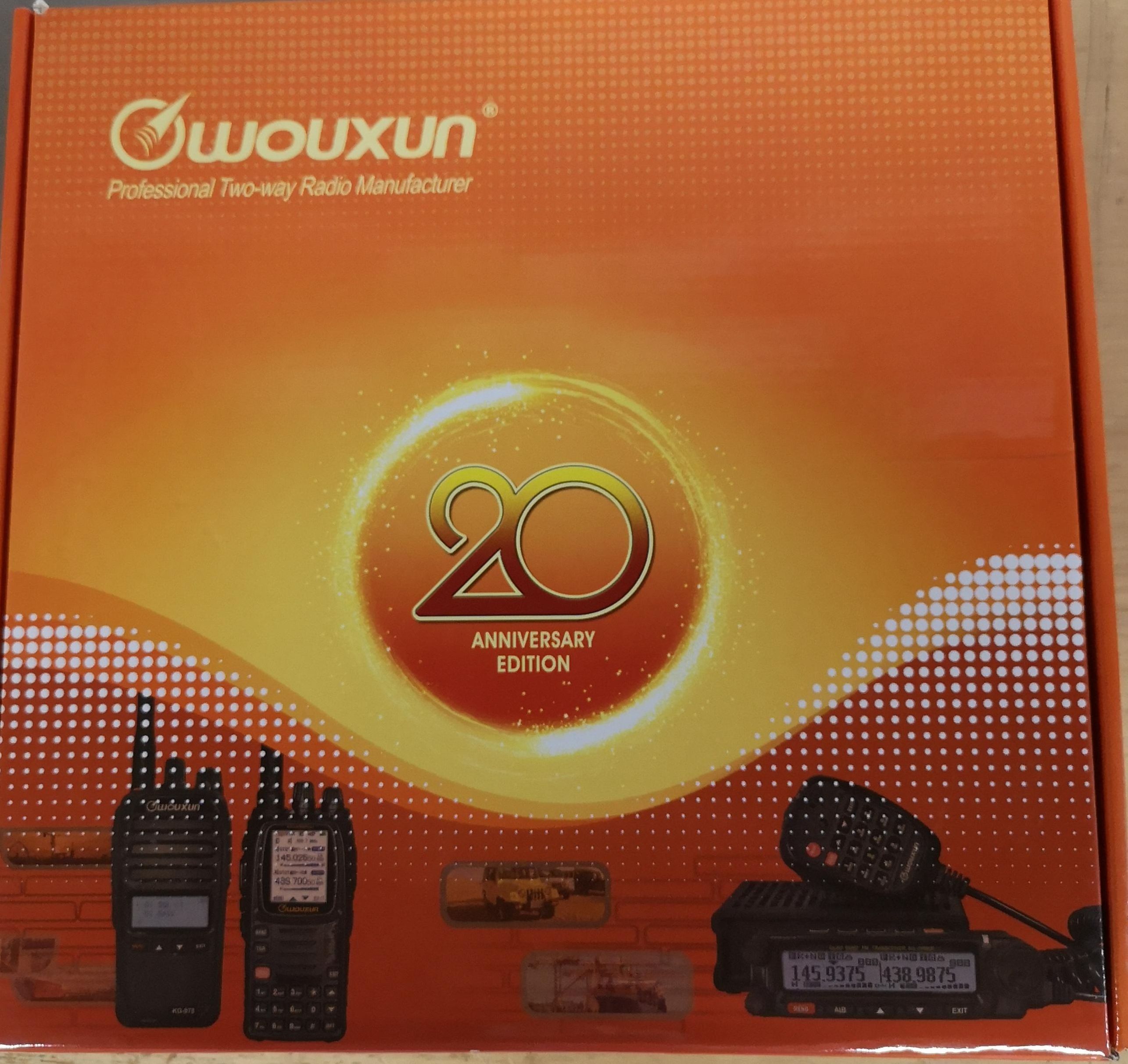 Wouxun UHF radio 400 - 470 MHz,  Presentlåda KG839-400 - 2