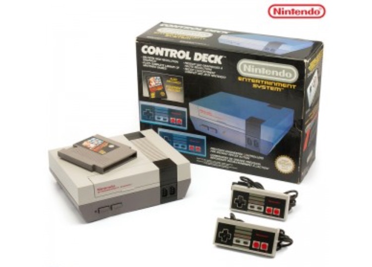 Nintendo 8-bit NES konsol basenhet Fint skick inkl kartong och manual.
