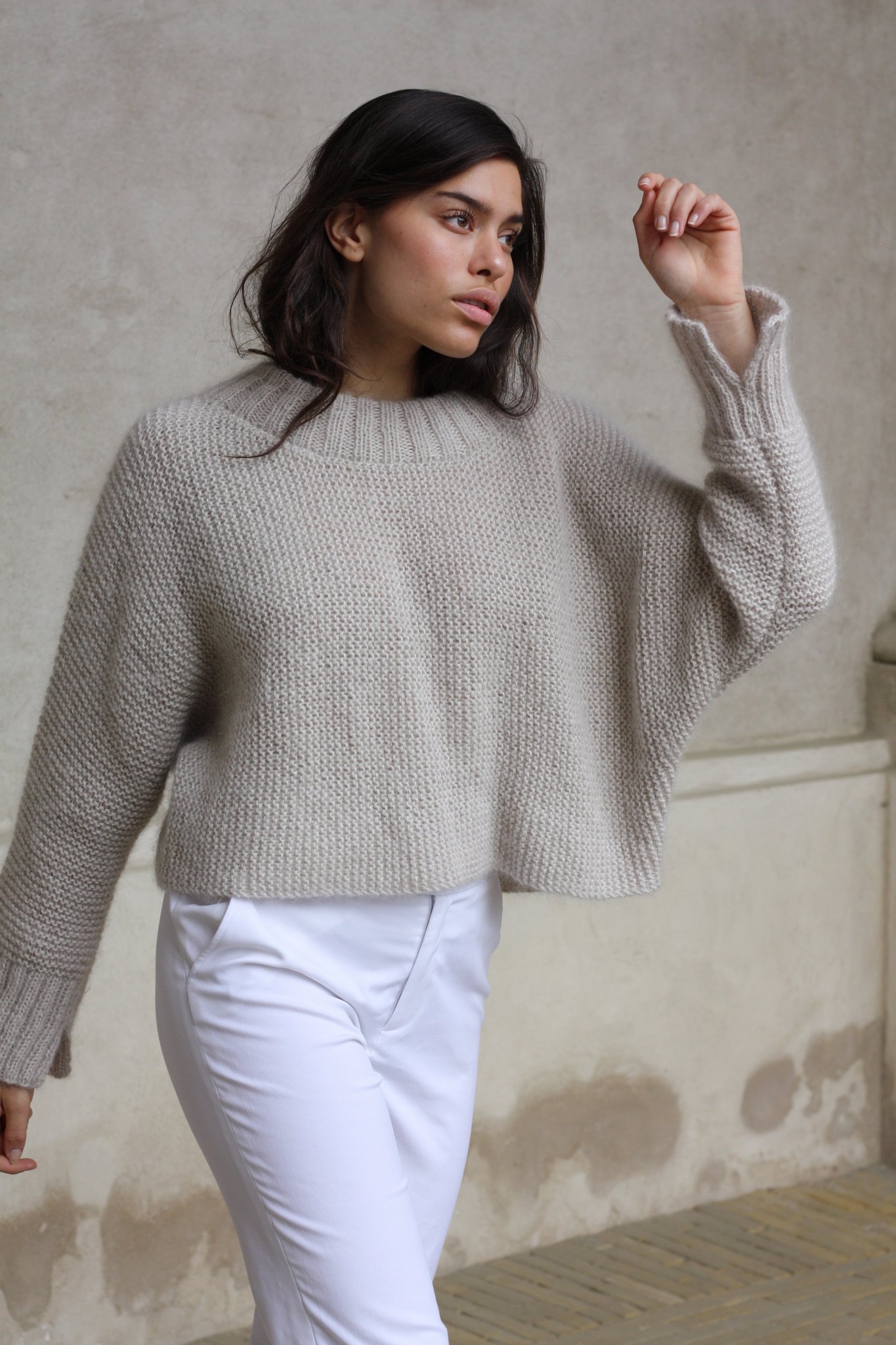 Stickmönster  Hannah sweater