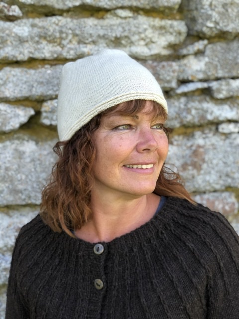 Knitting pattern hat "Rimfrost"-swe