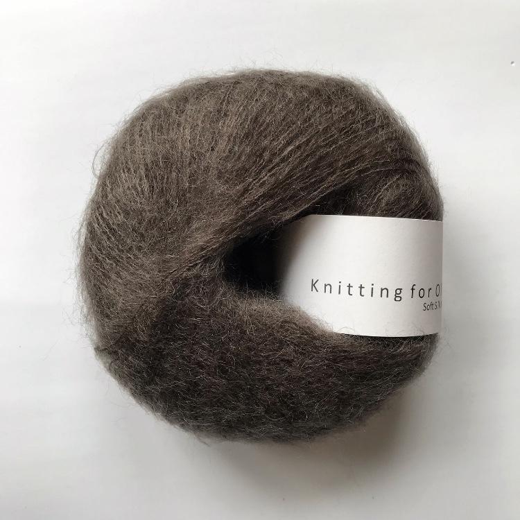 Soft silk Mohair dark moose