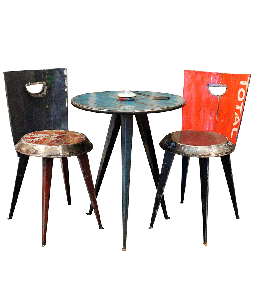 Möbler i återbruksdesign