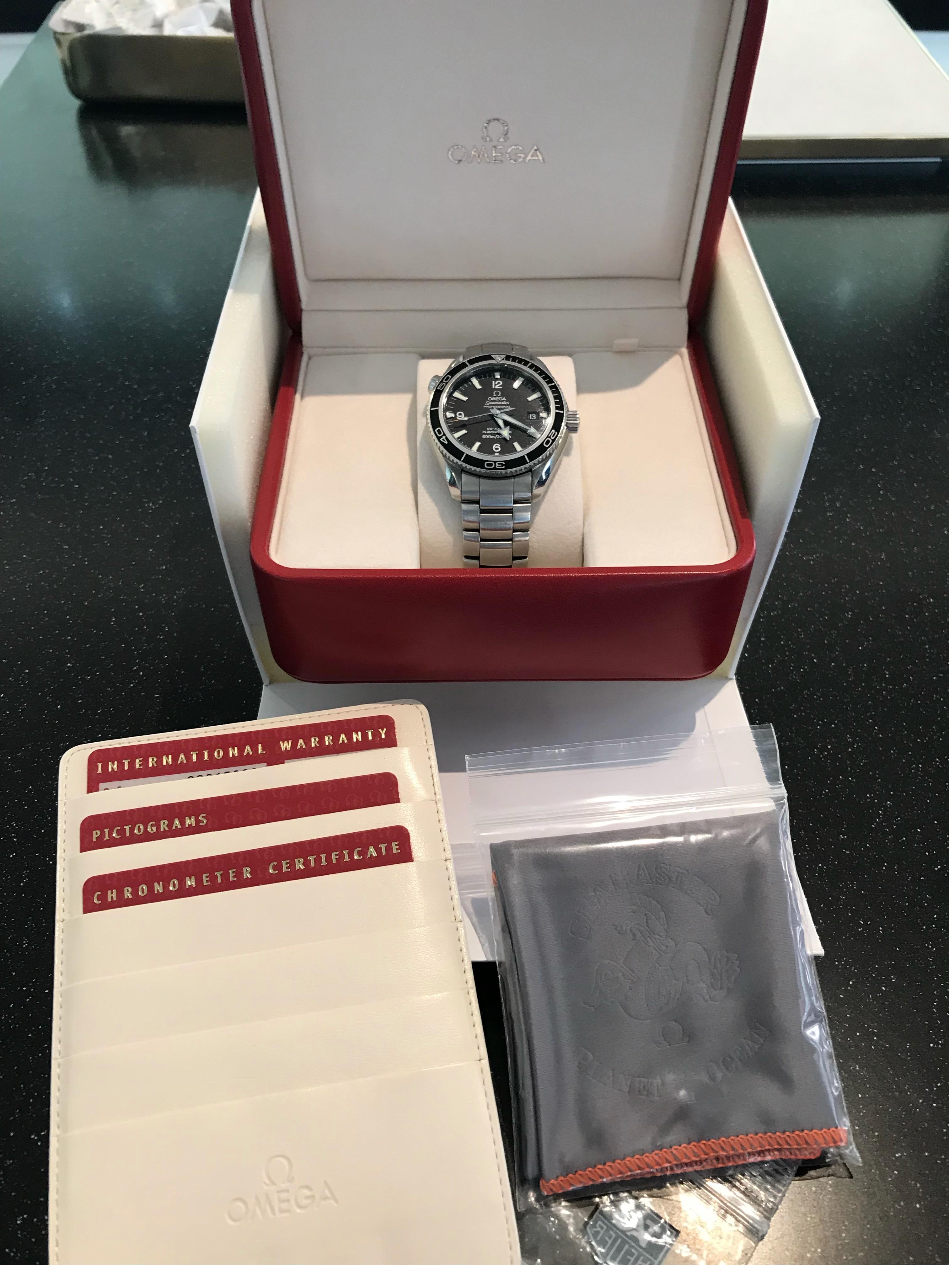 SÅLD 19 juli 2021 för 34.900:- Omega Seamaster Planet Ocean 42mm Svart - 2