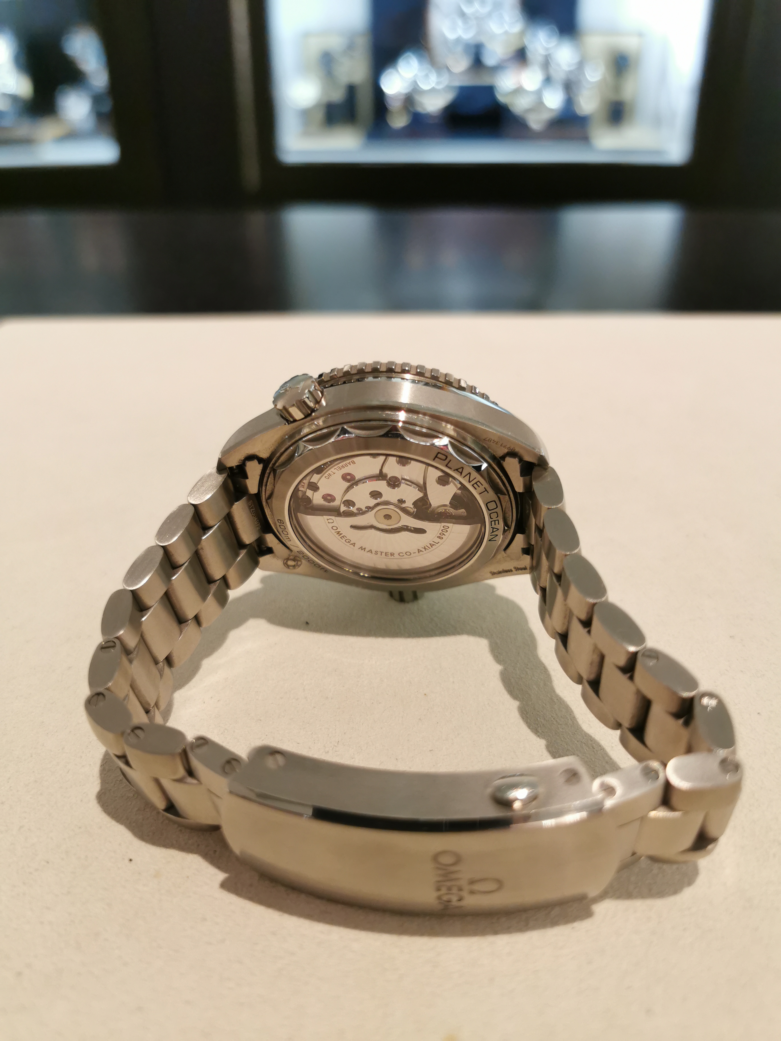 SÅLD 27 jan 2021 för 42.400:- Omega Seamaster Planet Ocean 600M Co‑Axial Master Chronometer 43,5 mm Svart - 2