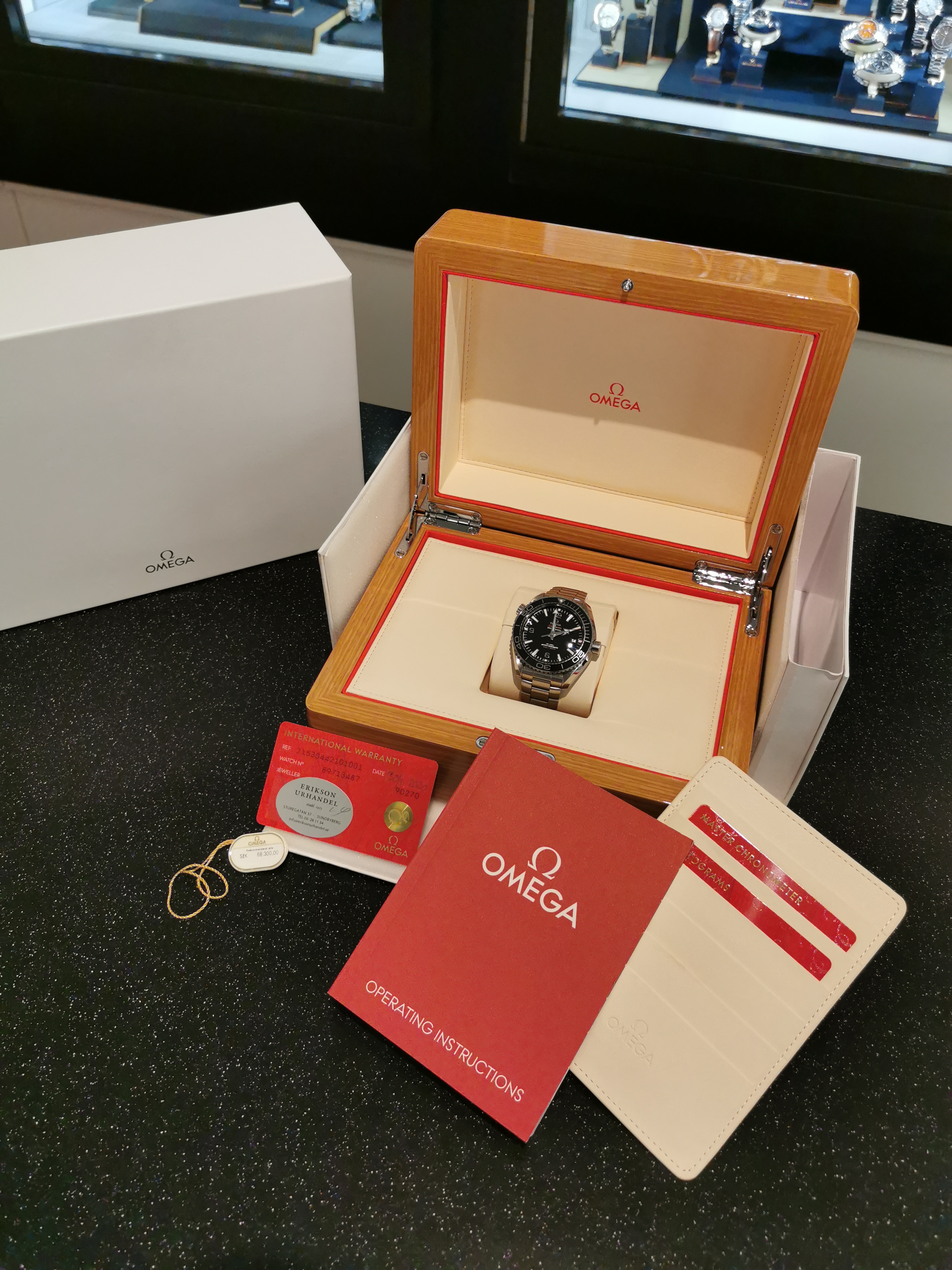 SÅLD 27 jan 2021 för 42.400:- Omega Seamaster Planet Ocean 600M Co‑Axial Master Chronometer 43,5 mm Svart - 3