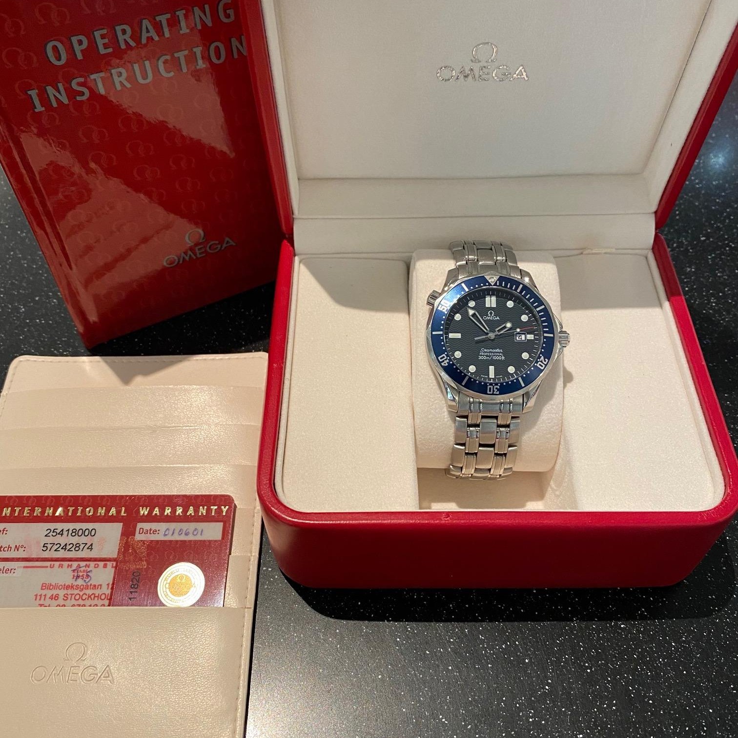 SÅLD 9 dec 2020 för 15.900:- Omega Seamaster Diver 300 - 3