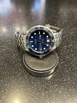 SÅLD 20 april 2023 för 28.000:- Omega Seamaster Diver 300M 
