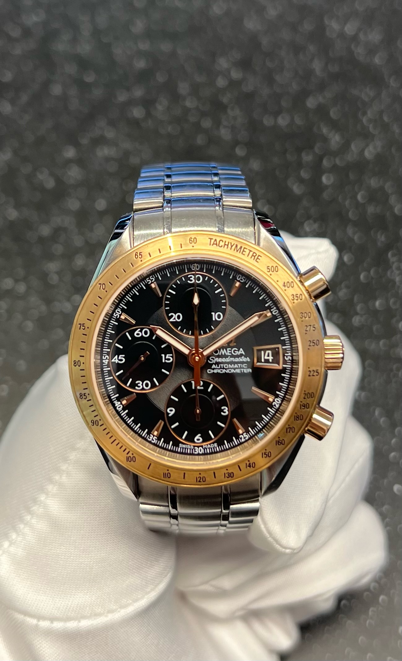 SÅLD 9 januari 2023 för 29.900:- Omega Speedmaster Day-Date Chronograph 40 mm  - 7
