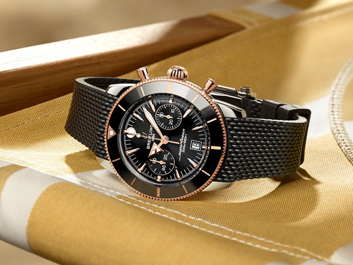Breitling Superocean Heritage Automatic B01 Chronograph 42 svart stål och 18 k rött guld