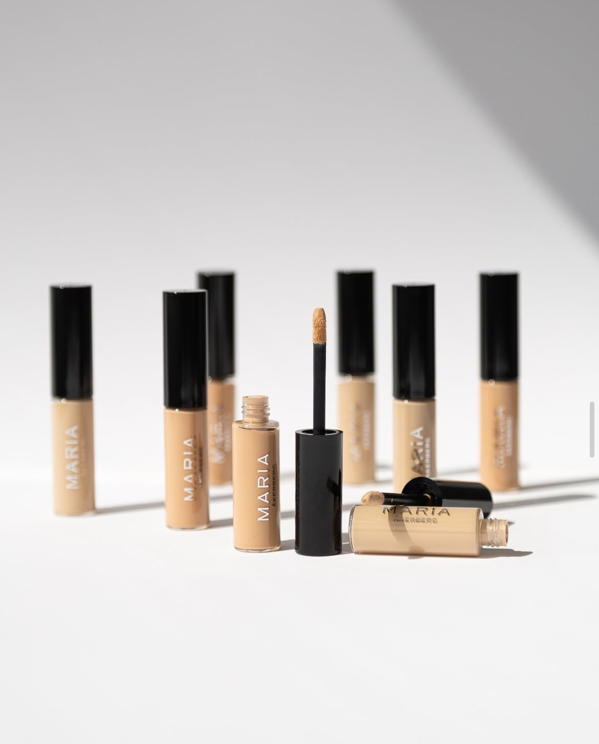 Liquid Mineral Concealer Light Beige - 3
