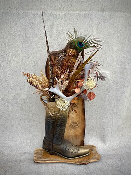 Blomsterarrangemang i Cowboyboot Nr 10