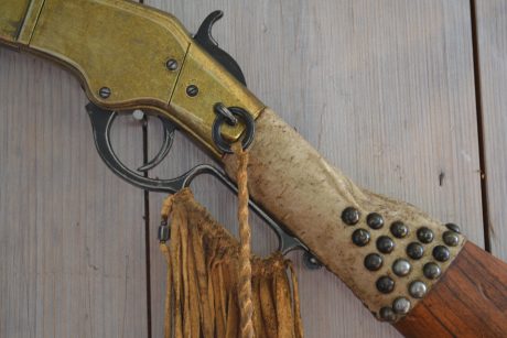 Winchester Rifle Replica | Native American - 5
