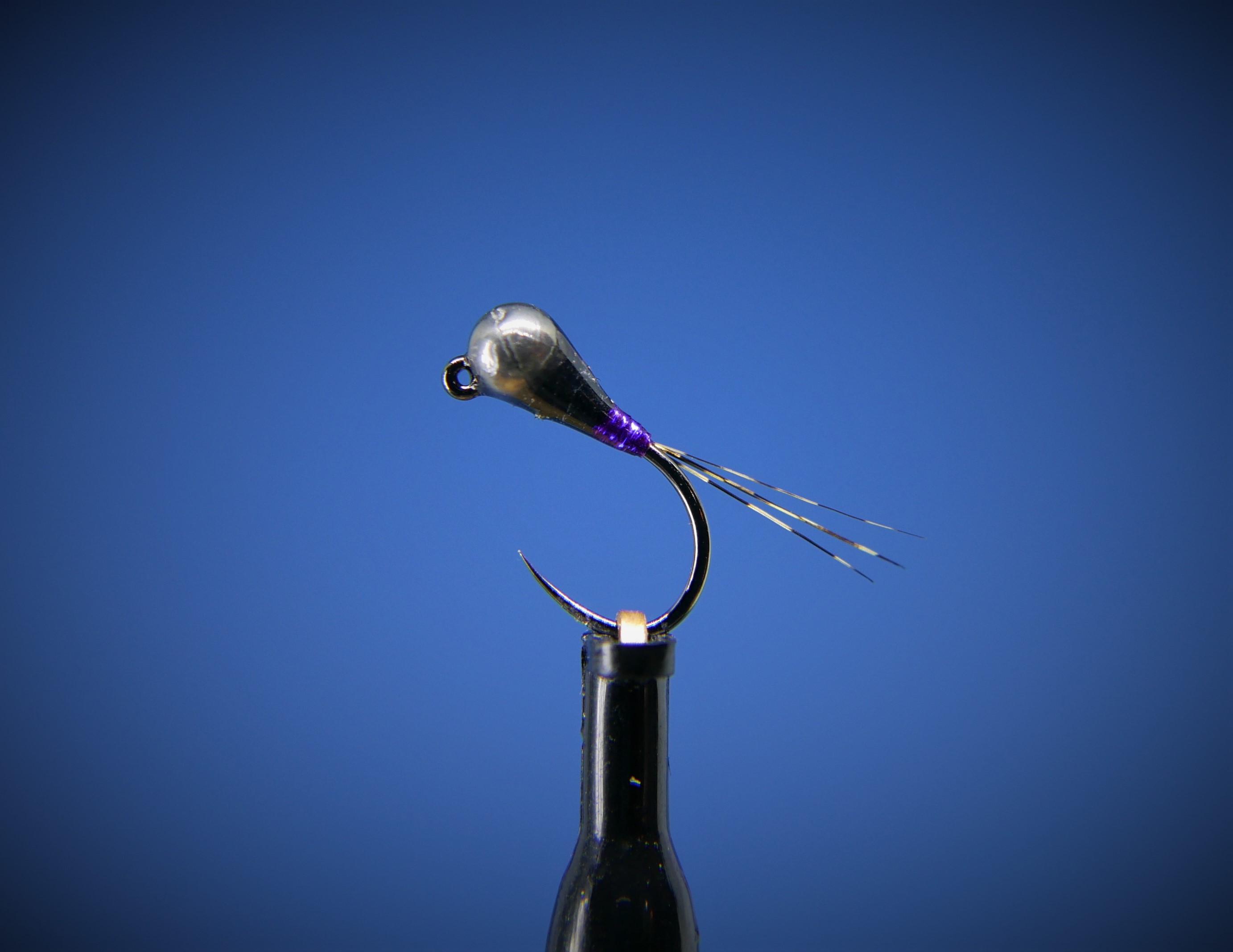 Black & Purple Perdigon Nymph (Jigkrok) Tungsten