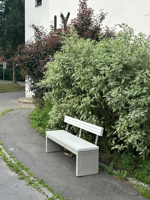 Parksofa till Sinsen Kirke i Oslo