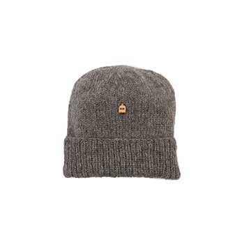 Nobles Handstickad mössa med uppvik,  naturalgrey från Myssyfarmi