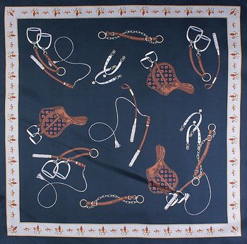 Equestrian Klassisk sidenscarf fyrkantig nayv/silver från Amanda Christensen 45 x 45cm