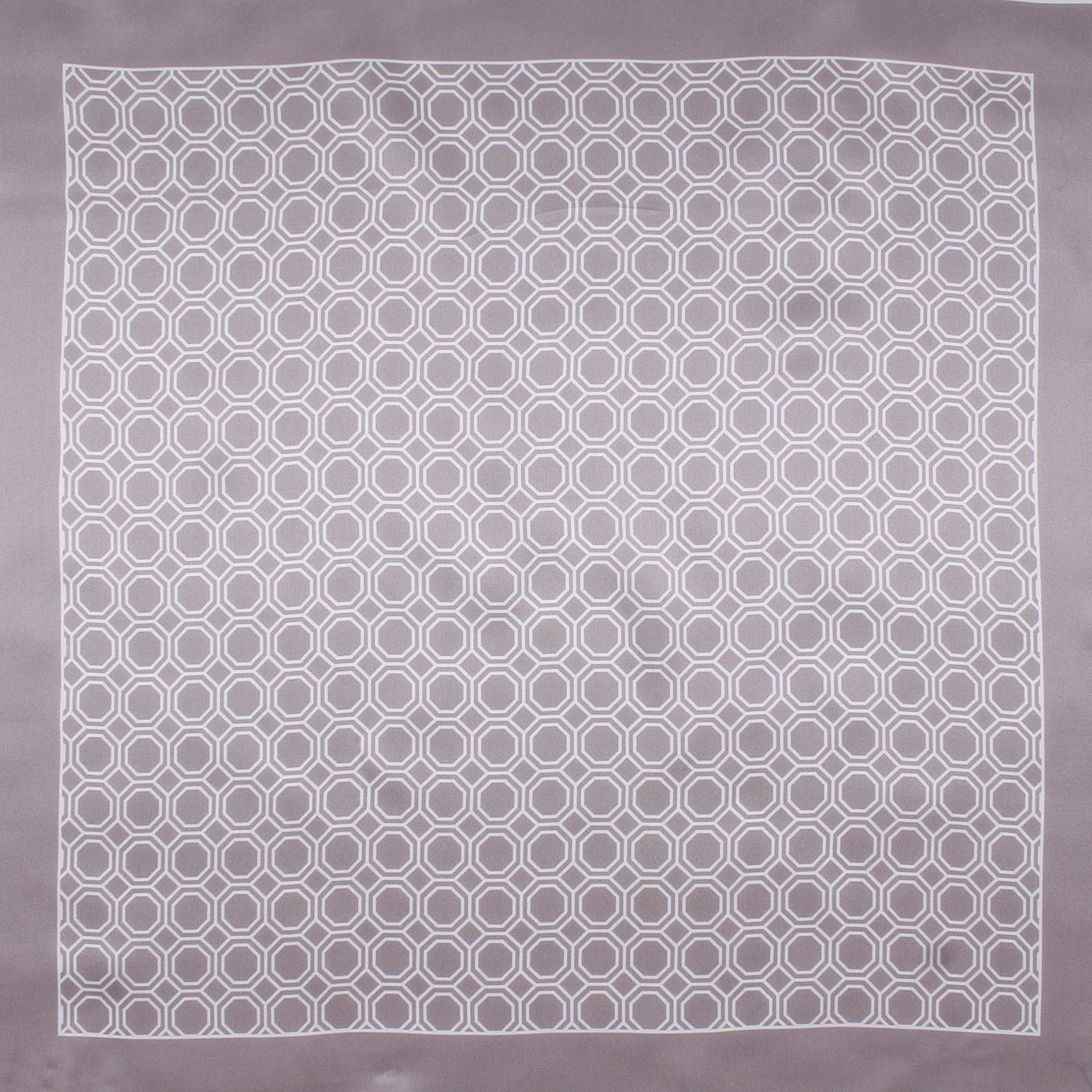 Klassisk sidenscarf från Amanda Christensen, beige