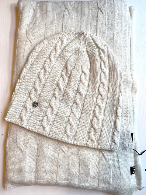 Susina mönsterstickad scarf/halsduk från KN Collection, offwhite  - 5
