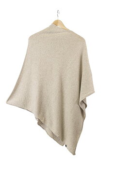 Ania Poncho från KN Collection,  beigemelange