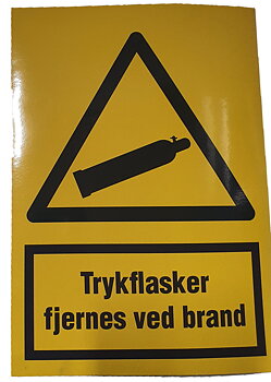 ADV.SKILT TRYKFL.FJERNES V BRAND PLAST