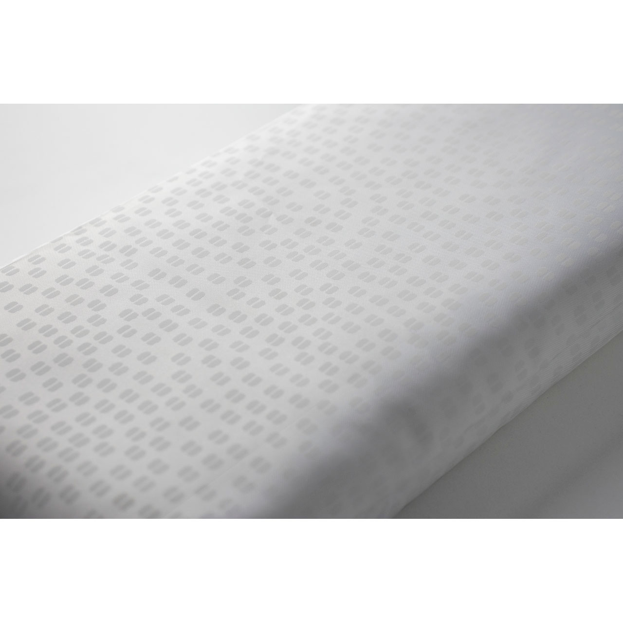 Embossed 180x180cm (white)