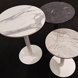 Bordsskiva kompaktlaminat Marmor med fasad kant. Tjocklek 10mm.