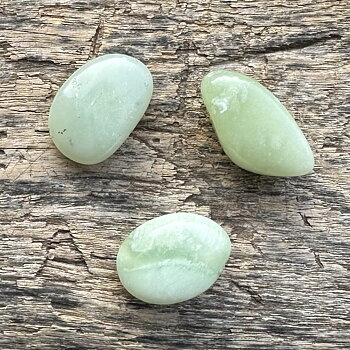 Jade  - Stor