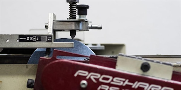 SLIPNING OCH VERKSTAD Slipa dina skridskor hos oss Läs mer