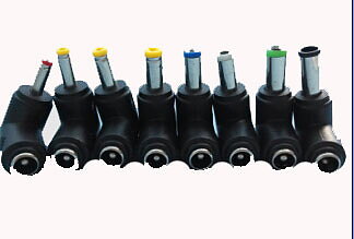 Vinklad DC-adapter 5.5x2.1 hona till DC-propp 6.3x3.0mm hane, grön