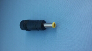 Rak DC-adapter 5.5x2.1 hona till DC-propp 6.5x1.4mm with center pin black