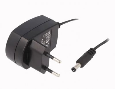AC adapter 5V 1.2A 5,5x2,5mm