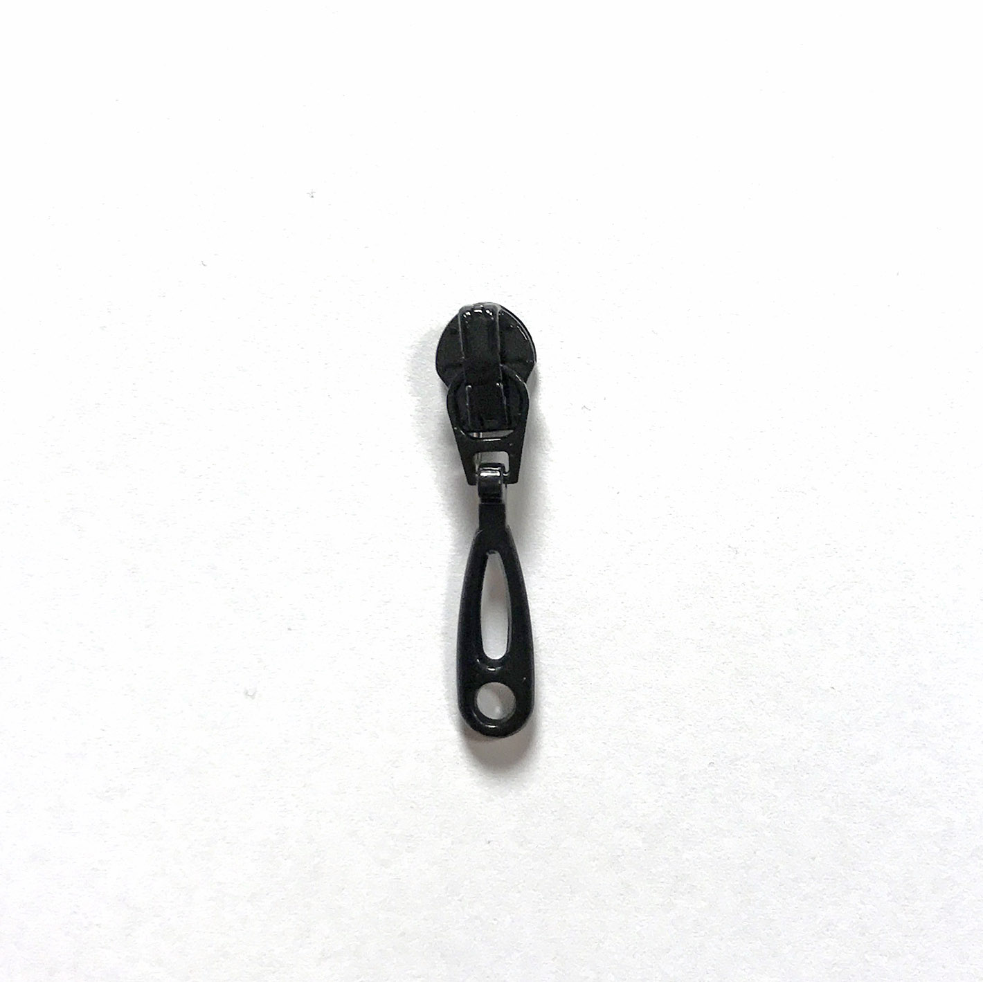 Svart 580 - Ellipskläpp