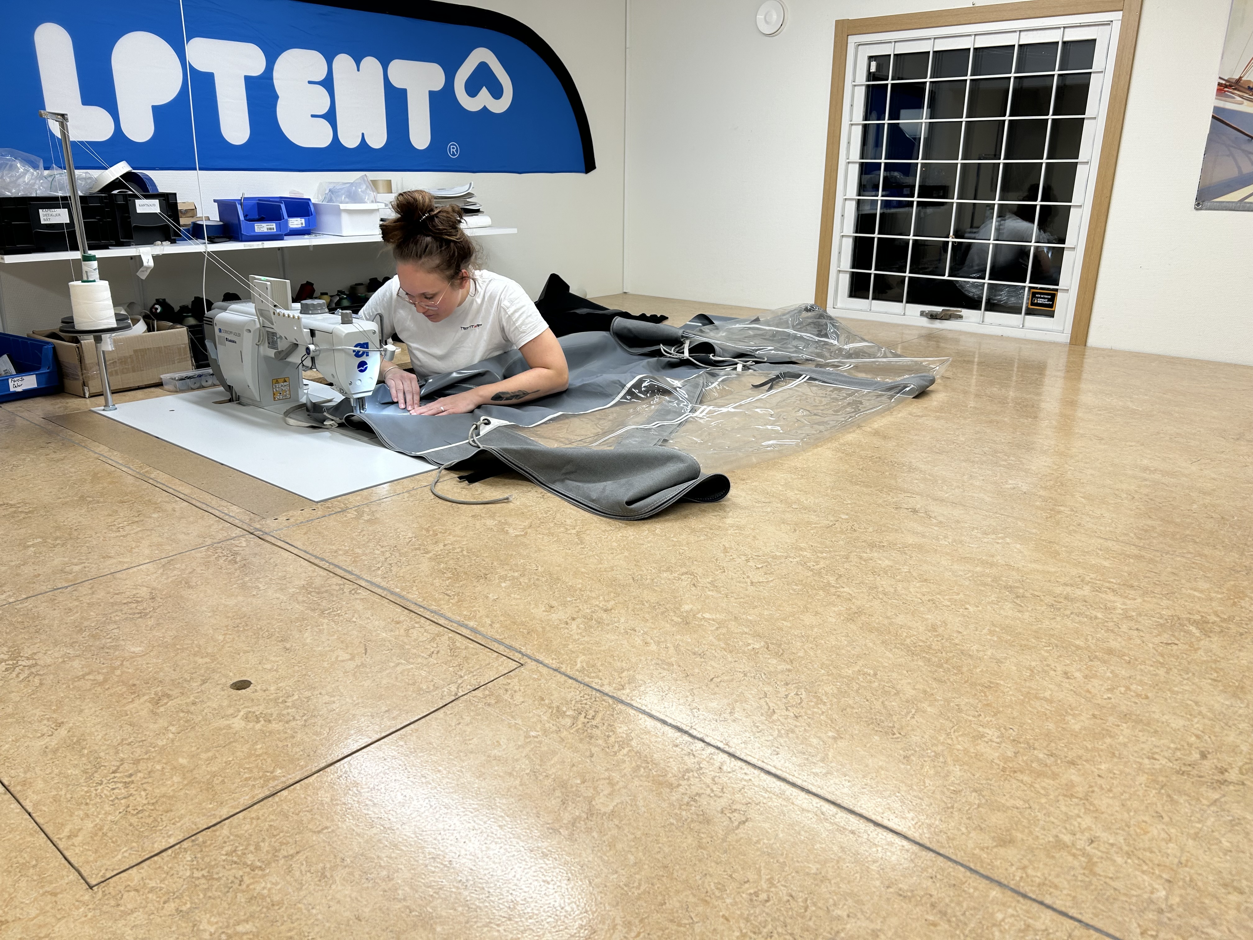 Ny kappa på förtält till husvagn